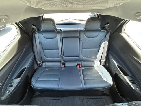Used 2023 Chevrolet Bolt EUV Premier FWD image 43
