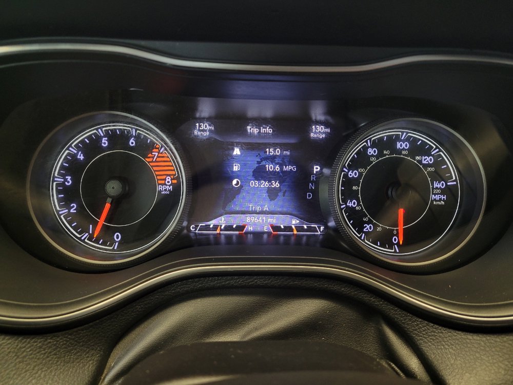 Used 2019 Jeep Cherokee Limited AWD/4WD image 23