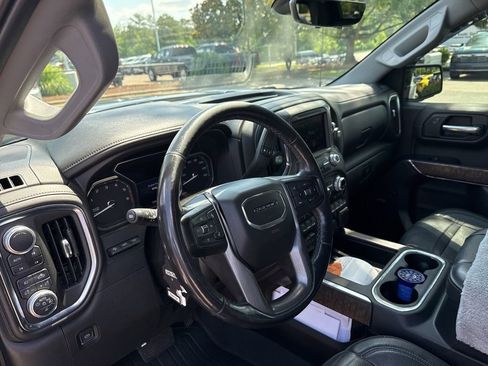 Used 2019 GMC Sierra 1500 Denali w/ Denali Ultimate Package AWD/4WD image 15