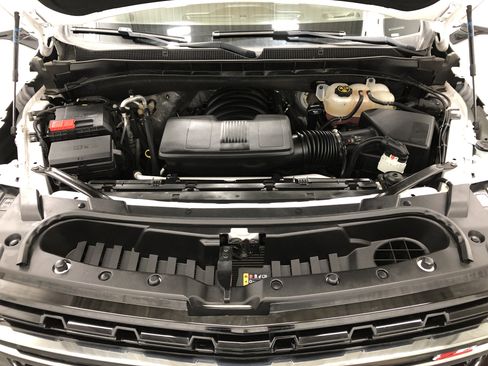 Used 2022 Chevrolet Tahoe Z71 w/ Off-Road Capability Package image 6