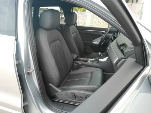 Used 2022 Audi Q3 2.0T Premium AWD/4WD image 21