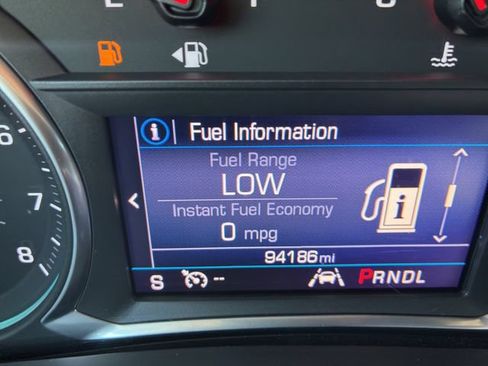 Used 2020 Chevrolet Equinox LT AWD/4WD image 17
