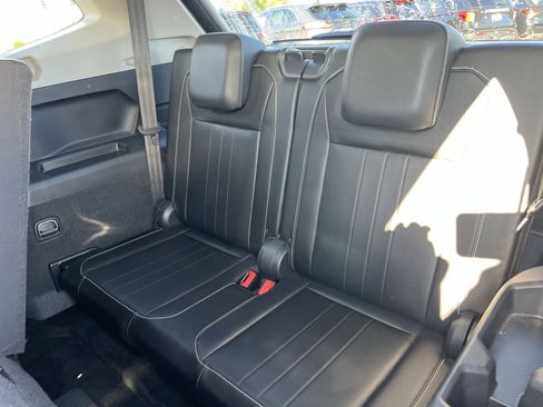 Used 2024 Volkswagen Tiguan Wolfsburg Edition image 24