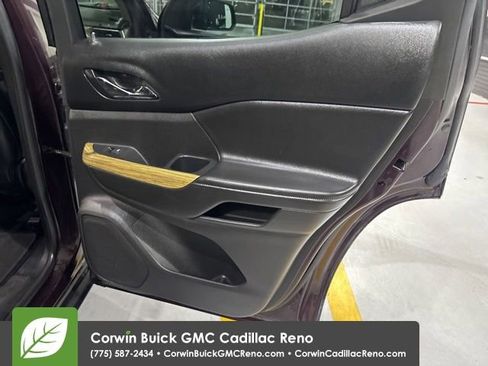 Used 2017 GMC Acadia Denali w/ Technology Package FWD image 21