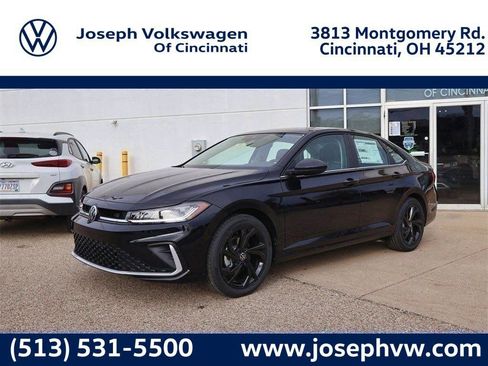 New 2026 Volkswagen Jetta SE image 1