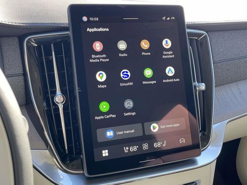 New 2026 Volvo XC90 B6 Ultra w/ Protection Package image 16