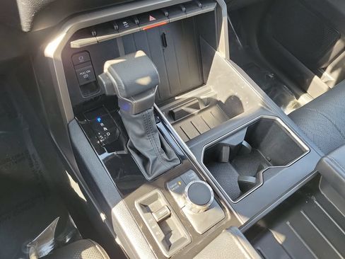 Used 2023 Toyota Tundra SR5 w/ SR5 Premium Package AWD/4WD image 19