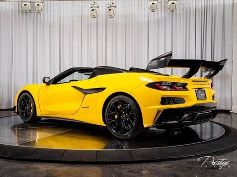 Used 2026 Chevrolet Corvette ZR1 w/ ZR1 Carbon Fiber Aero Package RWD image 20
