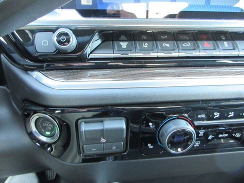 New 2026 Chevrolet Silverado 3500 LT w/ Trail Boss Package image 35