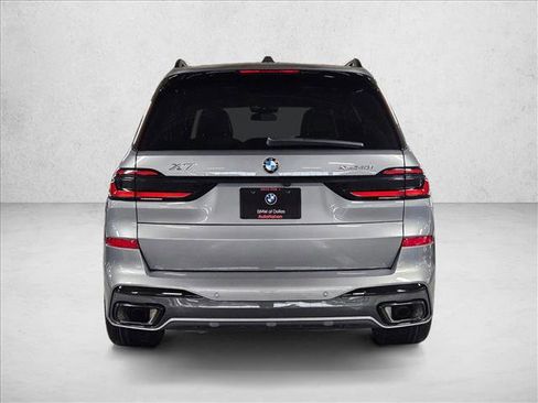 Certified 2024 BMW X7 xDrive40i w/ M Sport Package AWD/4WD image 6