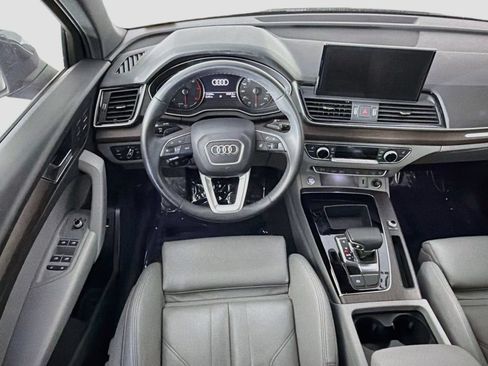 Used 2023 Audi Q5 2.0T Premium AWD/4WD image 22