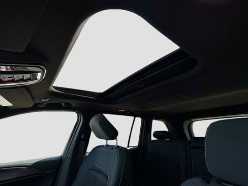 New 2025 Jeep Grand Cherokee Laredo X w/ Luxury Tech Group I image 22