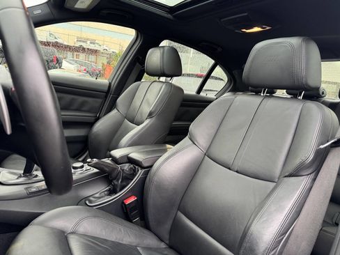 Used 2011 BMW M3 Sedan image 44