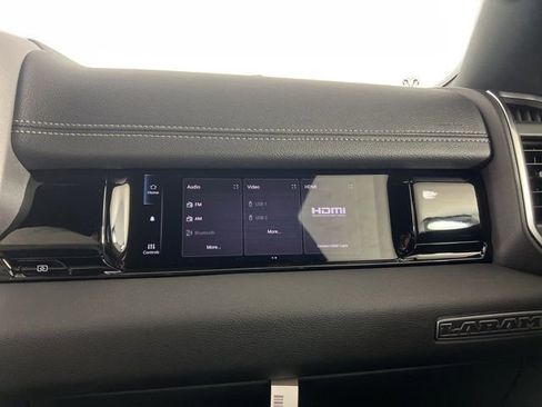 New 2026 RAM 1500 Laramie AWD/4WD image 26