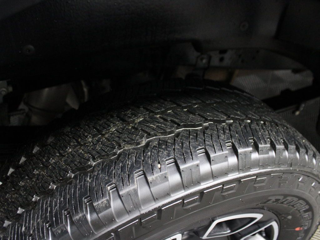 Used 2024 Ford F250 Platinum AWD/4WD image 48