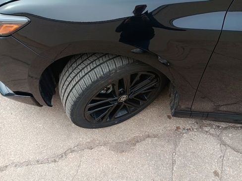 Used 2025 Toyota Camry SE image 34