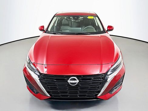 New 2025 Nissan Altima 2.5 SL image 2