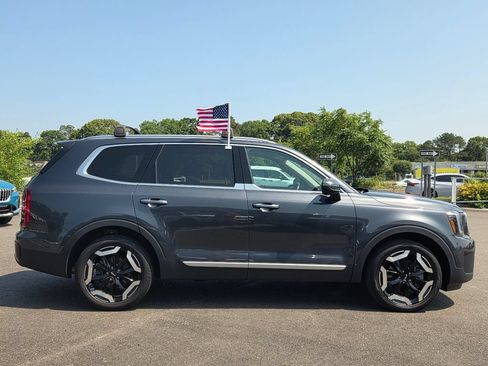 Used 2023 Kia Telluride S w/ S Sunroof Package AWD/4WD image 3