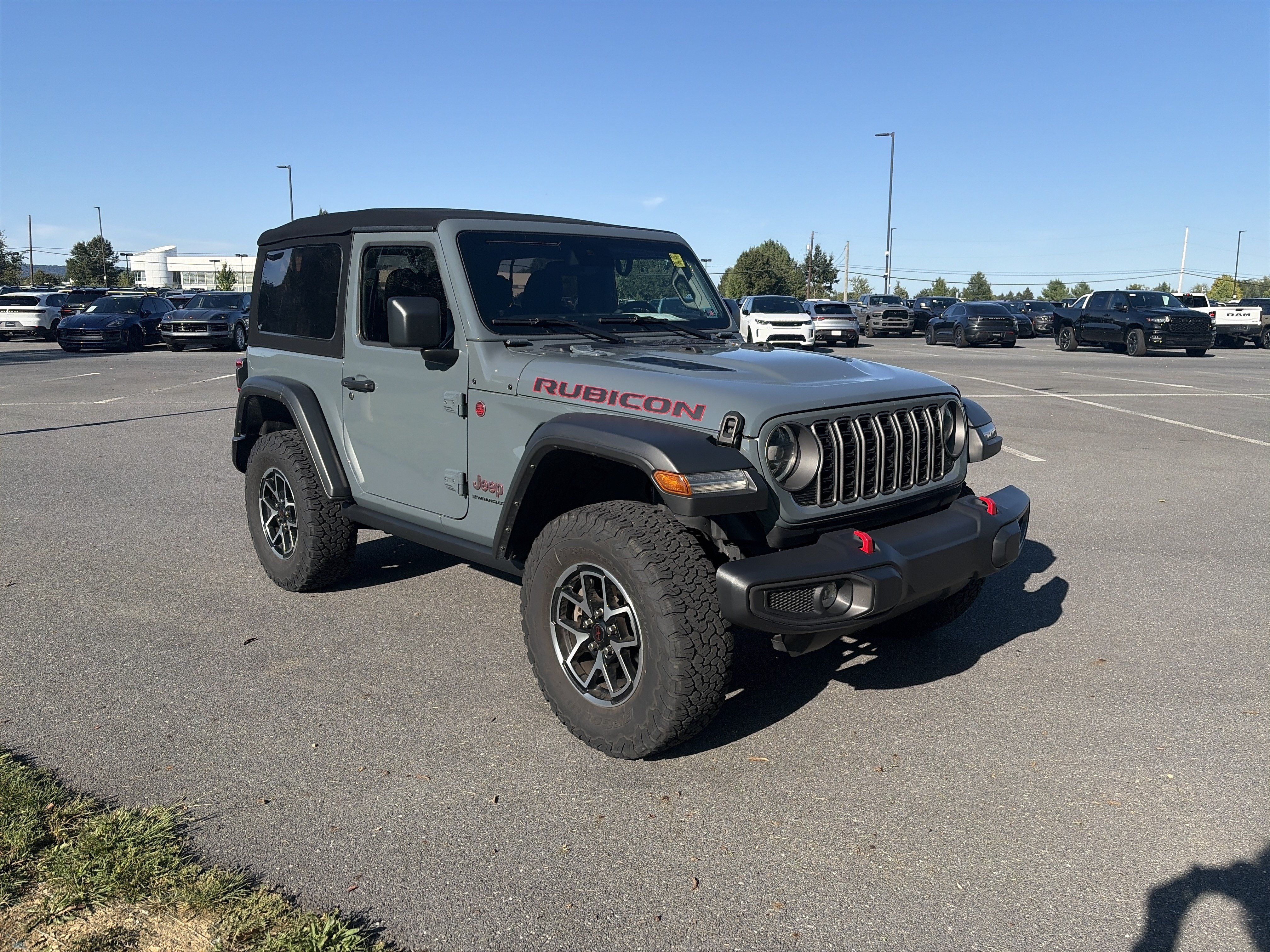 Used 2024 Jeep Wrangler Rubicon AWD/4WD image 3