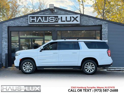 Used 2023 Chevrolet Suburban Premier image 11