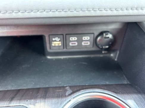 Used 2023 Toyota Highlander Platinum AWD/4WD image 23