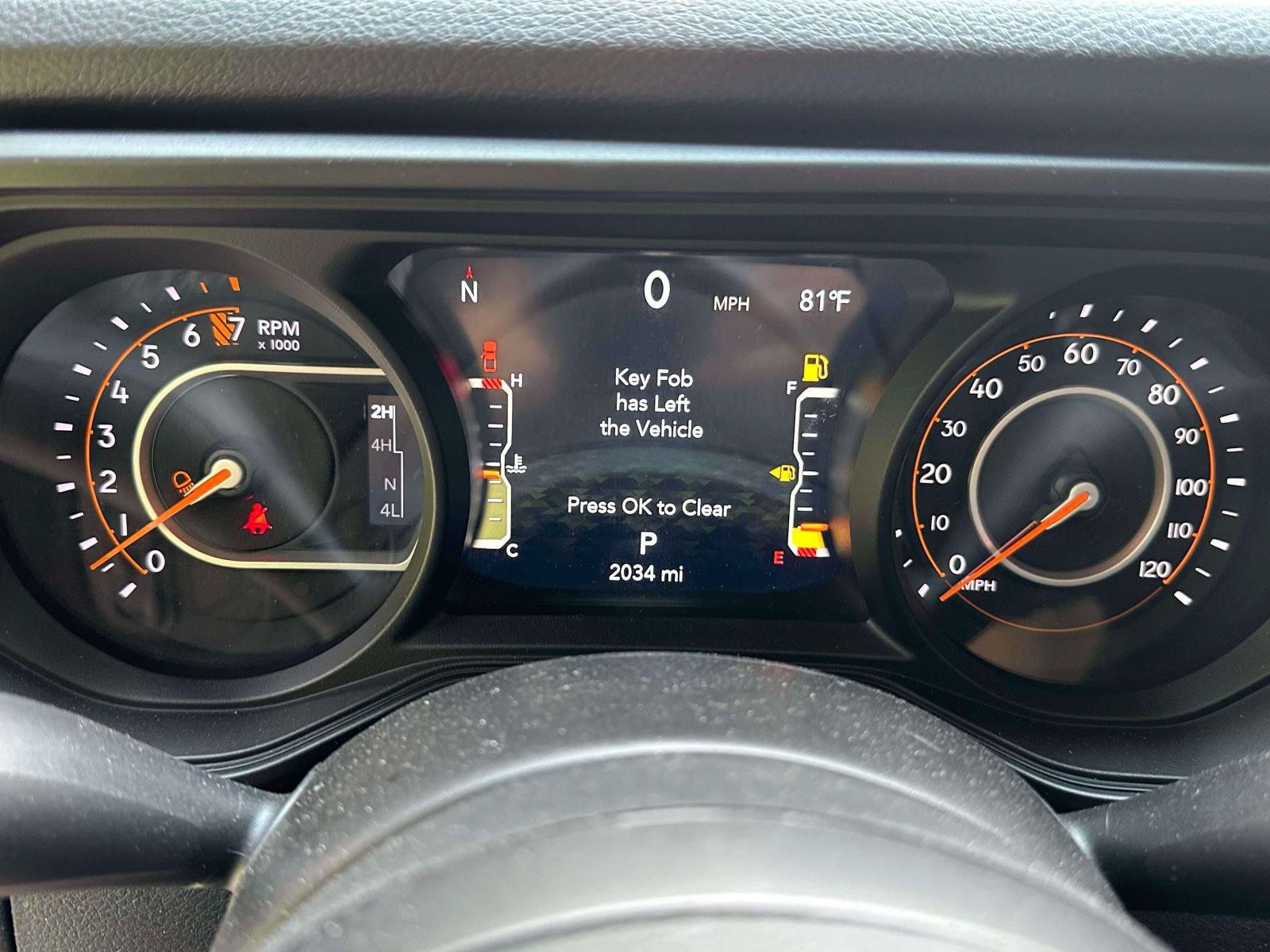 Used 2025 Jeep Gladiator Sport AWD/4WD image 22