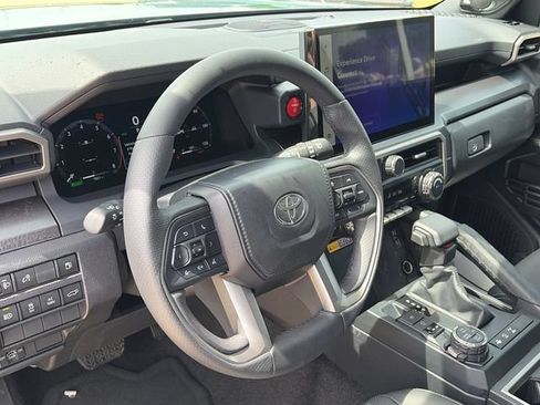 Used 2026 Toyota 4Runner TRD Off-Road Premium w/ Tow Technology Package AWD/4WD image 18