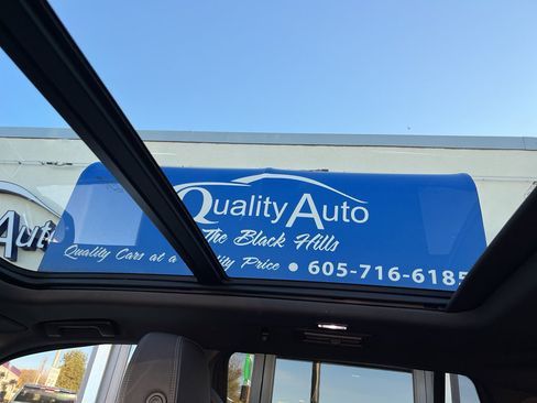 Used 2021 GMC Yukon Denali image 24