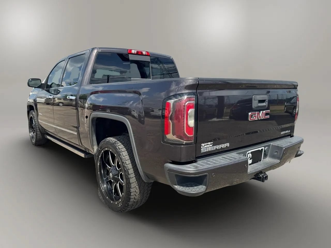 Used 2016 GMC Sierra 1500 Denali w/ Enhanced Driver Alert Package AWD/4WD image 12