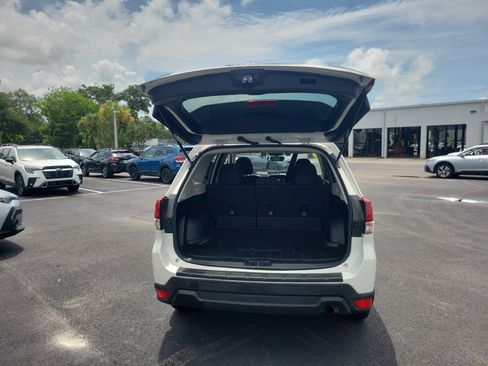 Used 2020 Subaru Forester Premium w/ Popular Package #1 AWD/4WD image 10
