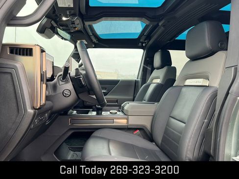 Certified 2024 GMC Hummer EV 3X image 3