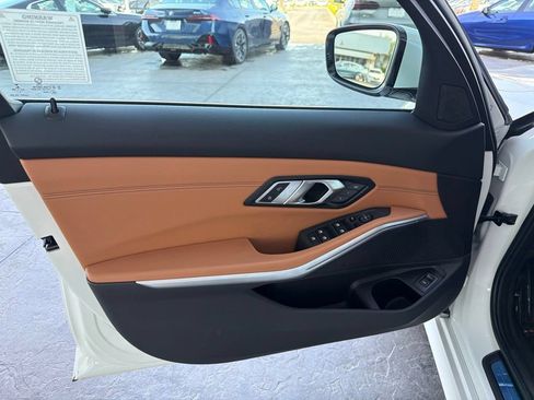 Used 2021 BMW 330i Sedan w/ Convenience Package RWD image 7