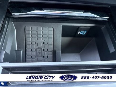 Used 2026 Ford F250 Lariat w/ Black Appearance Package AWD/4WD image 24
