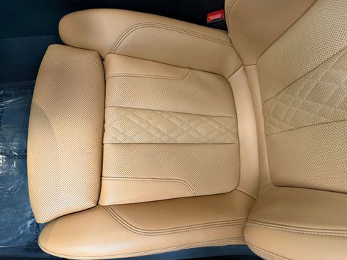 Used 2023 BMW 530i xDrive w/ Premium Package image 11