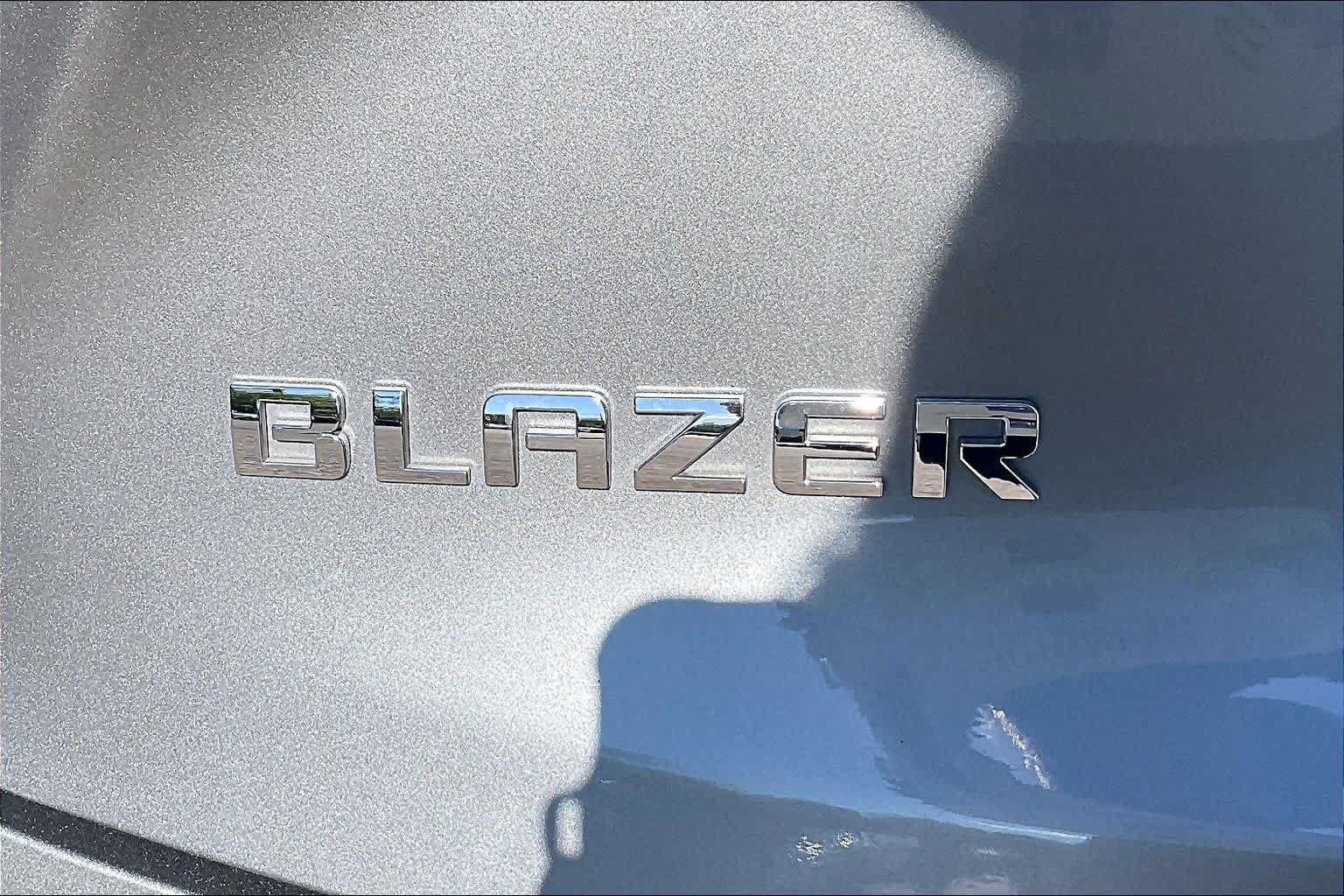 Used 2026 Chevrolet Blazer LT FWD image 10