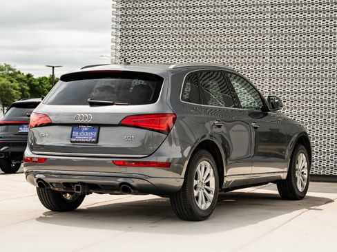 Used 2016 Audi Q5 2.0T Premium Plus w/ Technology Package AWD/4WD image 4