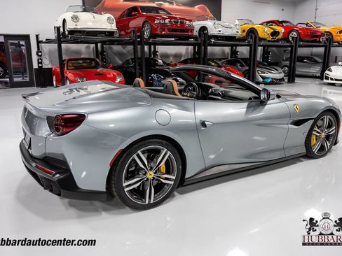 Used 2019 Ferrari Portofino RWD image 40
