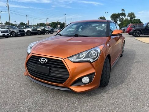 Used 2015 Hyundai Veloster Turbo FWD image 25