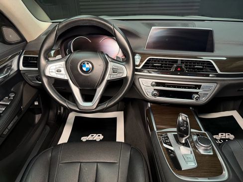 Used 2016 BMW 740i RWD image 29
