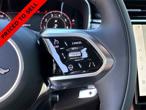 Used 2026 Jaguar F-PACE R-Dynamic S image 29