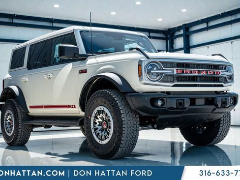 New 2026 Ford Bronco Outer Banks w/ Sasquatch Package AWD/4WD image 30
