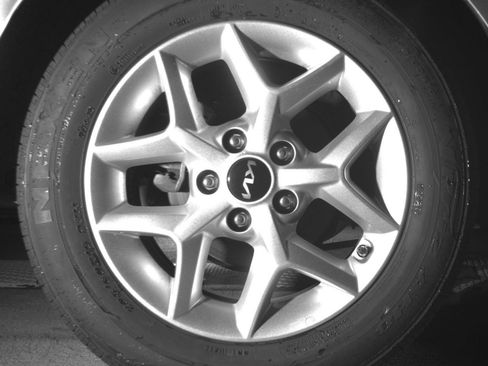 Used 2025 Kia Soul LX w/ LX Technology Package FWD image 26
