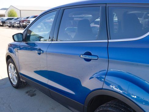 Used 2019 Ford Escape SE AWD/4WD image 8