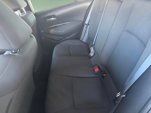 Used 2020 Toyota Corolla LE image 18