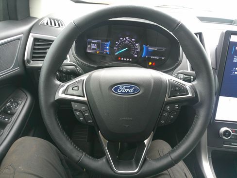 Used 2022 Ford Edge SEL w/ Convenience Package image 19