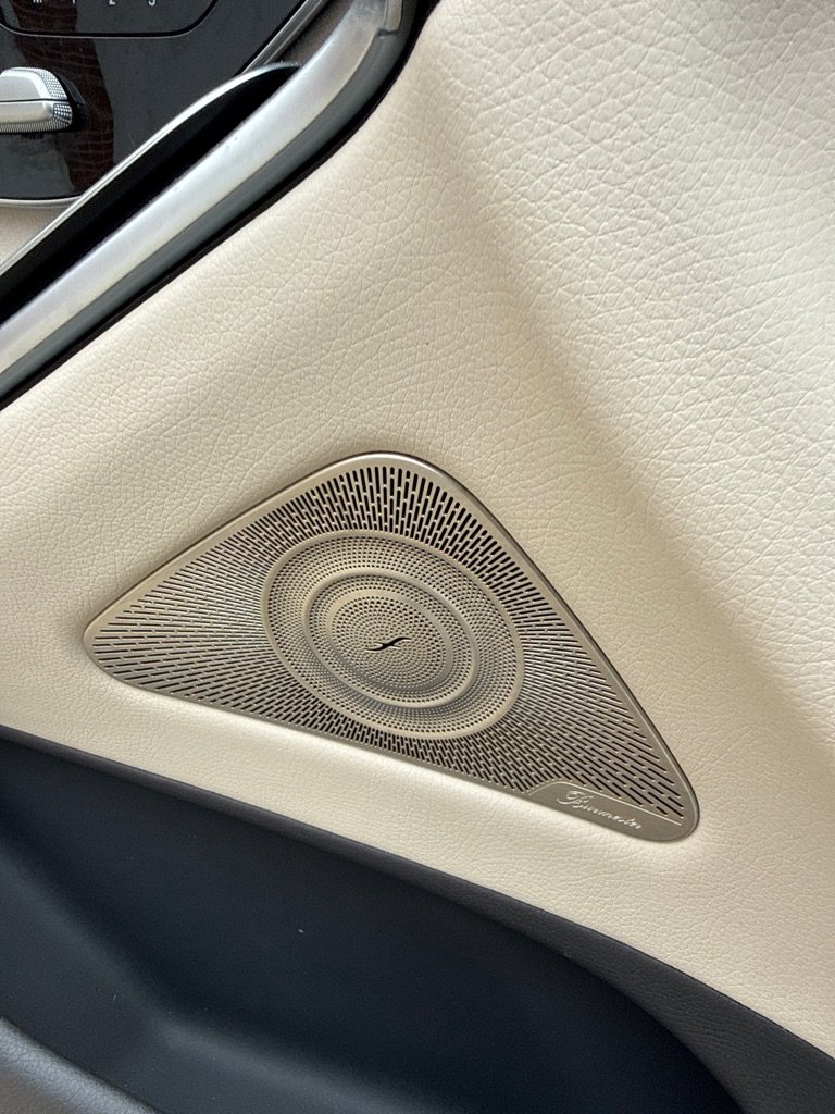 Used 2023 Mercedes-Benz S 500 4MATIC w/ AMG Line image 34