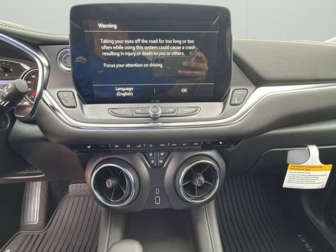 New 2026 Chevrolet Blazer LT image 27