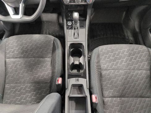 Used 2024 Nissan Kicks SV FWD image 17
