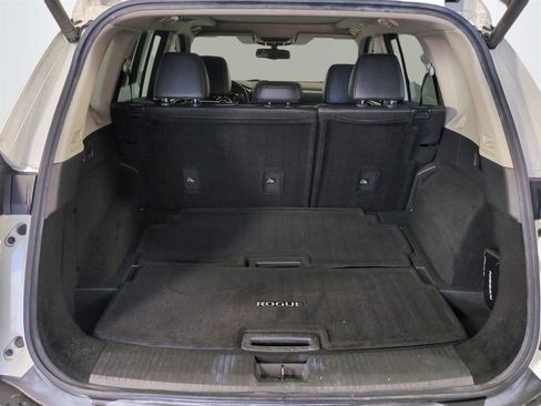 Used 2021 Nissan Rogue SL FWD image 14