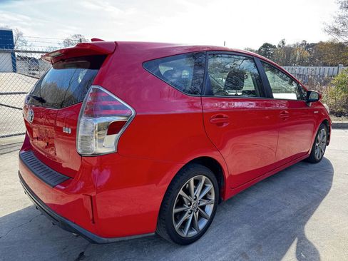 Used 2015 Toyota Prius V Five image 10
